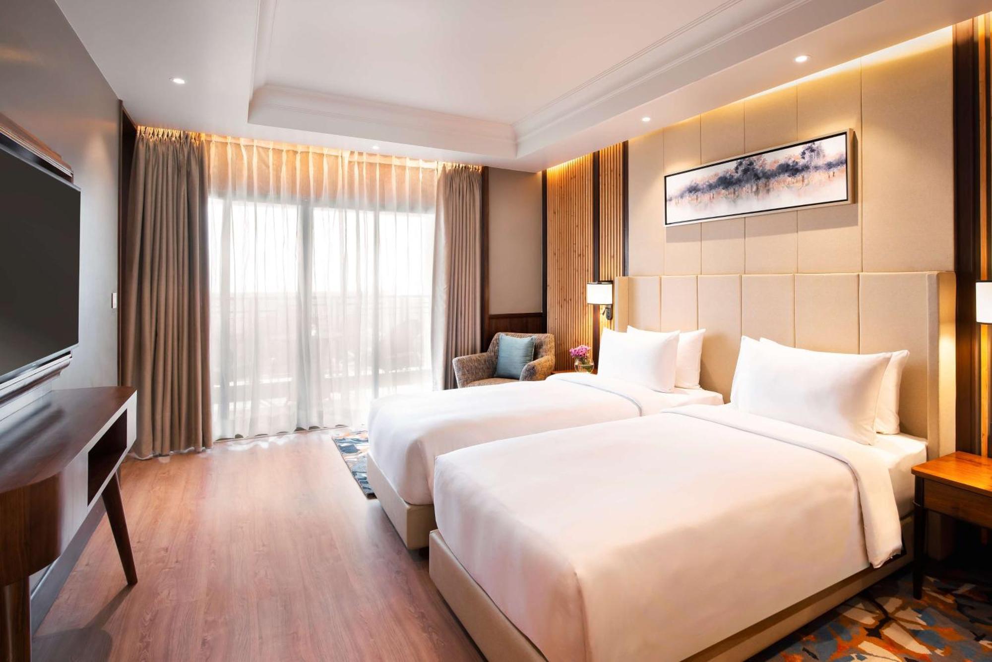 Radisson Blu Resort Дхарамсала Екстериор снимка