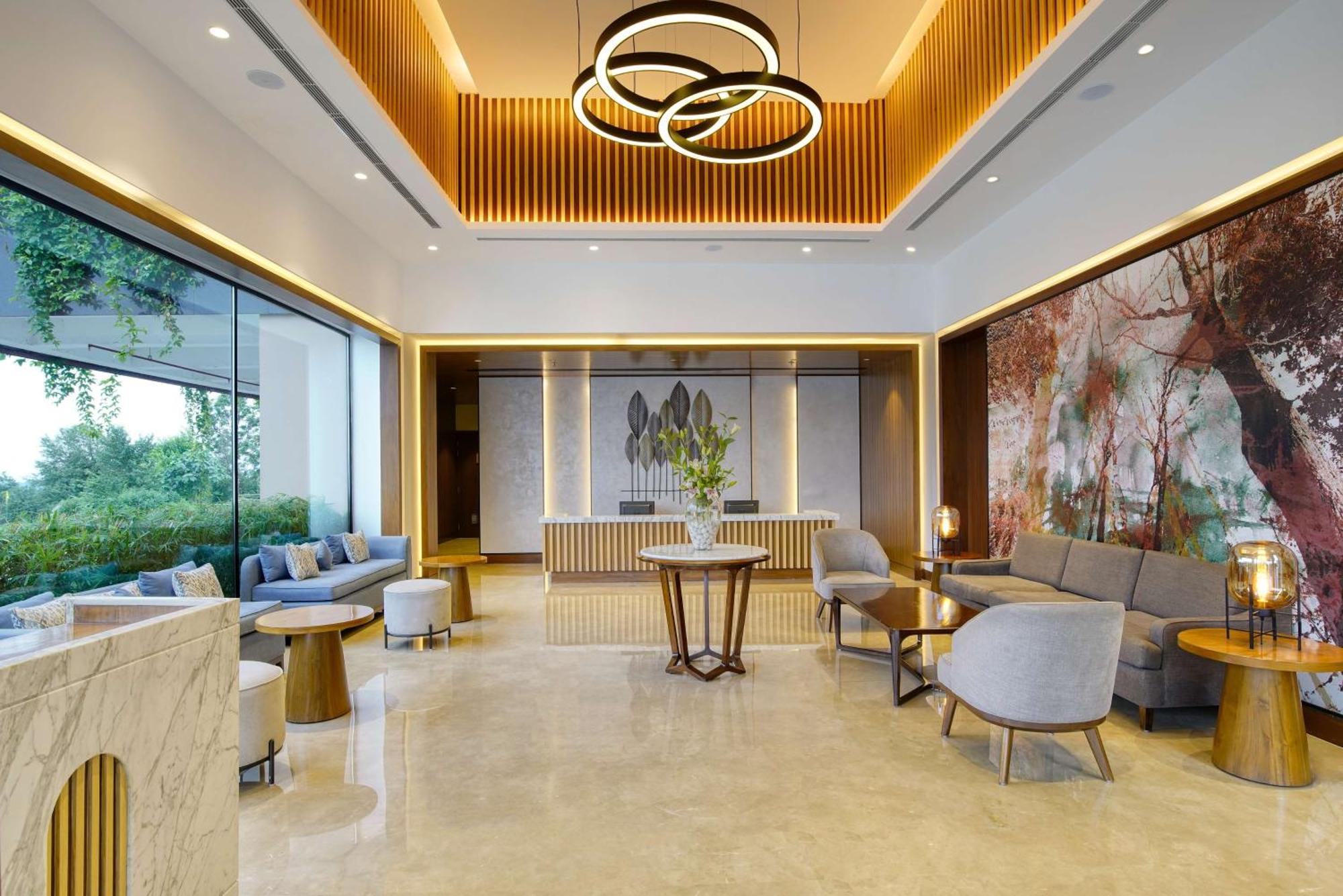 Radisson Blu Resort Дхарамсала Екстериор снимка